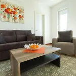Deluxe Neli Apartment *