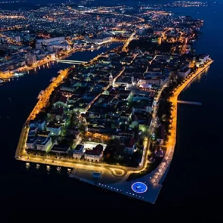 Deluxe Neli Zadar