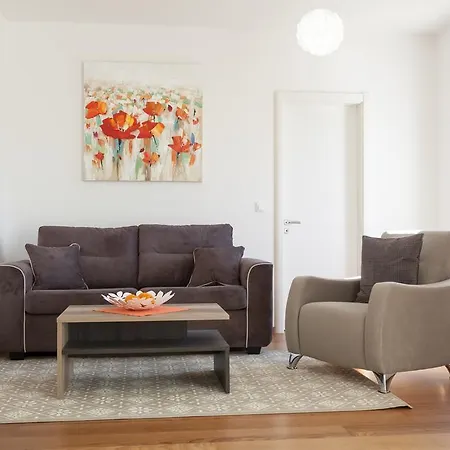 Deluxe Neli * ザダル