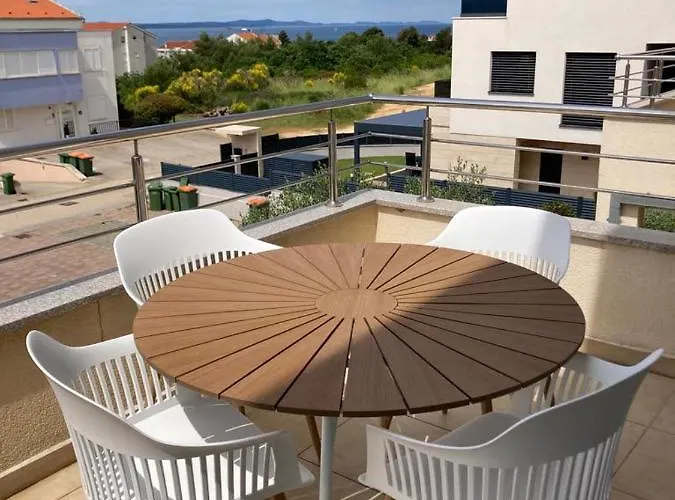 Deluxe Neli Apartment *