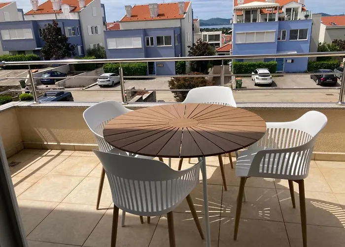 Apartment Deluxe Neli