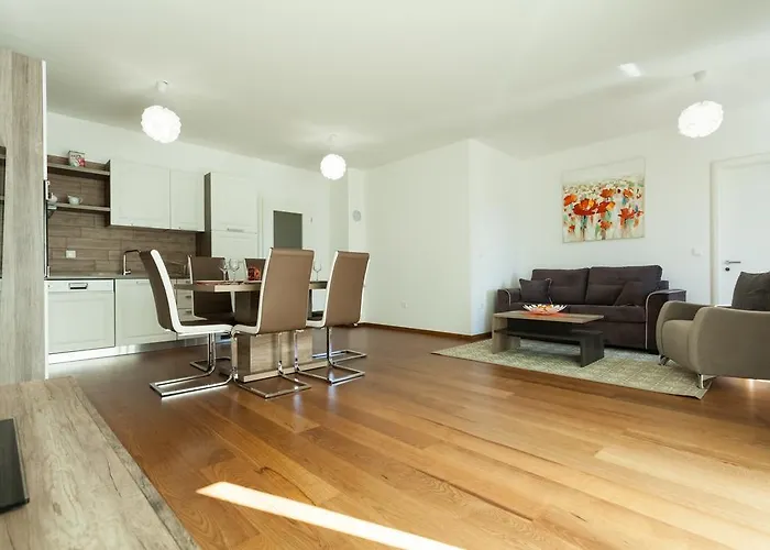 Apartment Deluxe Neli