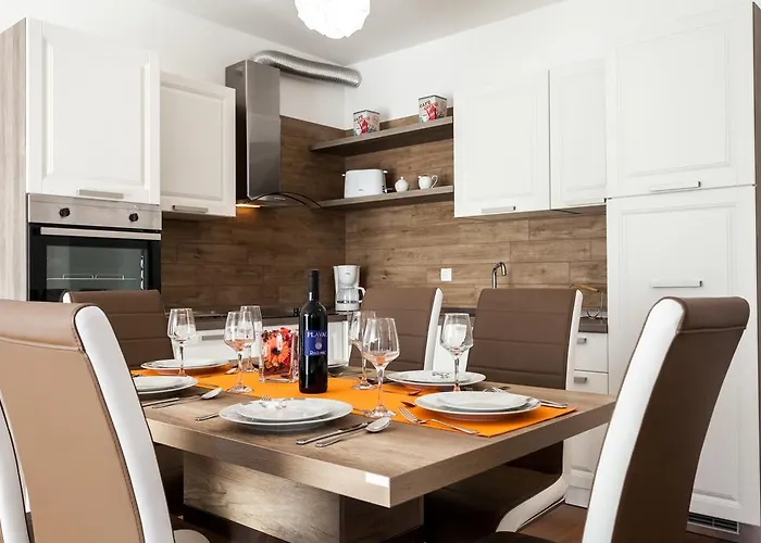 Apartment Deluxe Neli Zadar